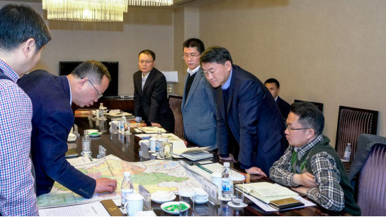 集团党委书记、董事长任丁会见峨边 县委书记谭焰一行