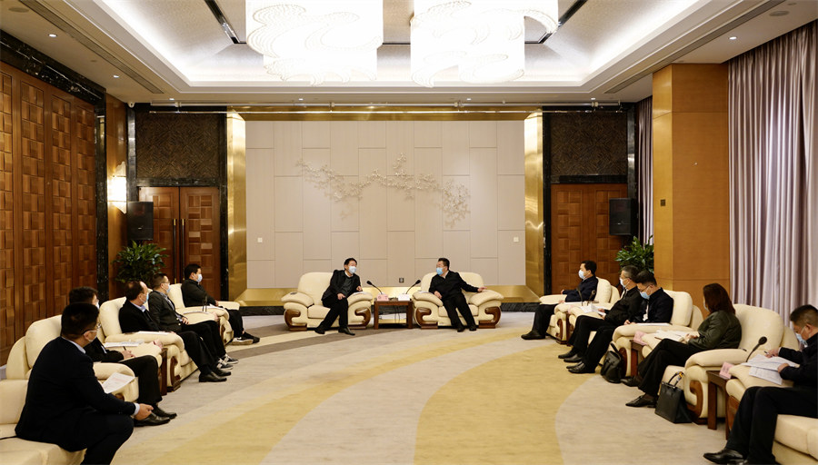 省必发888集团党委书记、董事长任丁率队赴南充调研