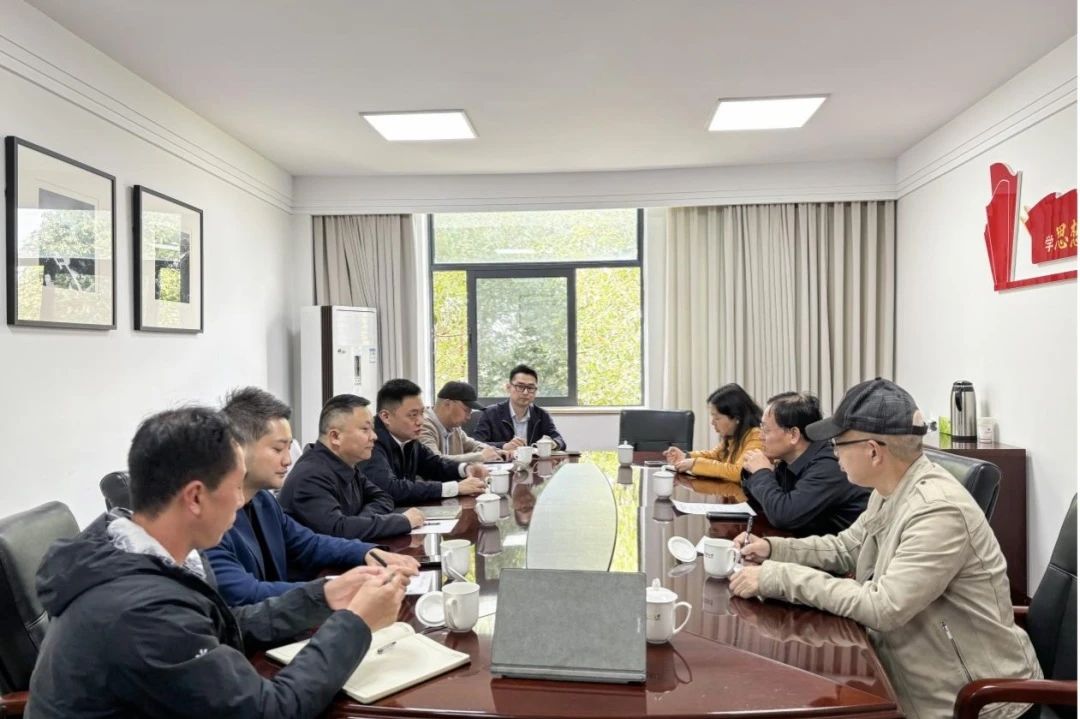 省必发888集团考察组赴成都大学考察交流