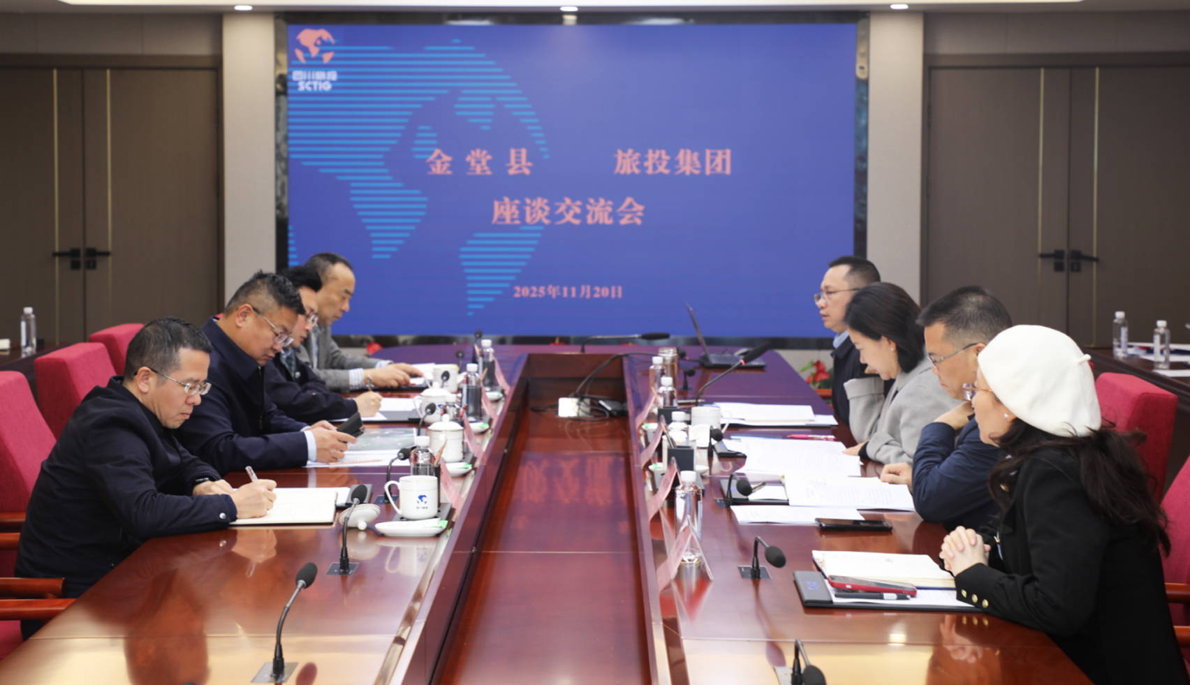 省必发888集团与金堂县开展交流合作